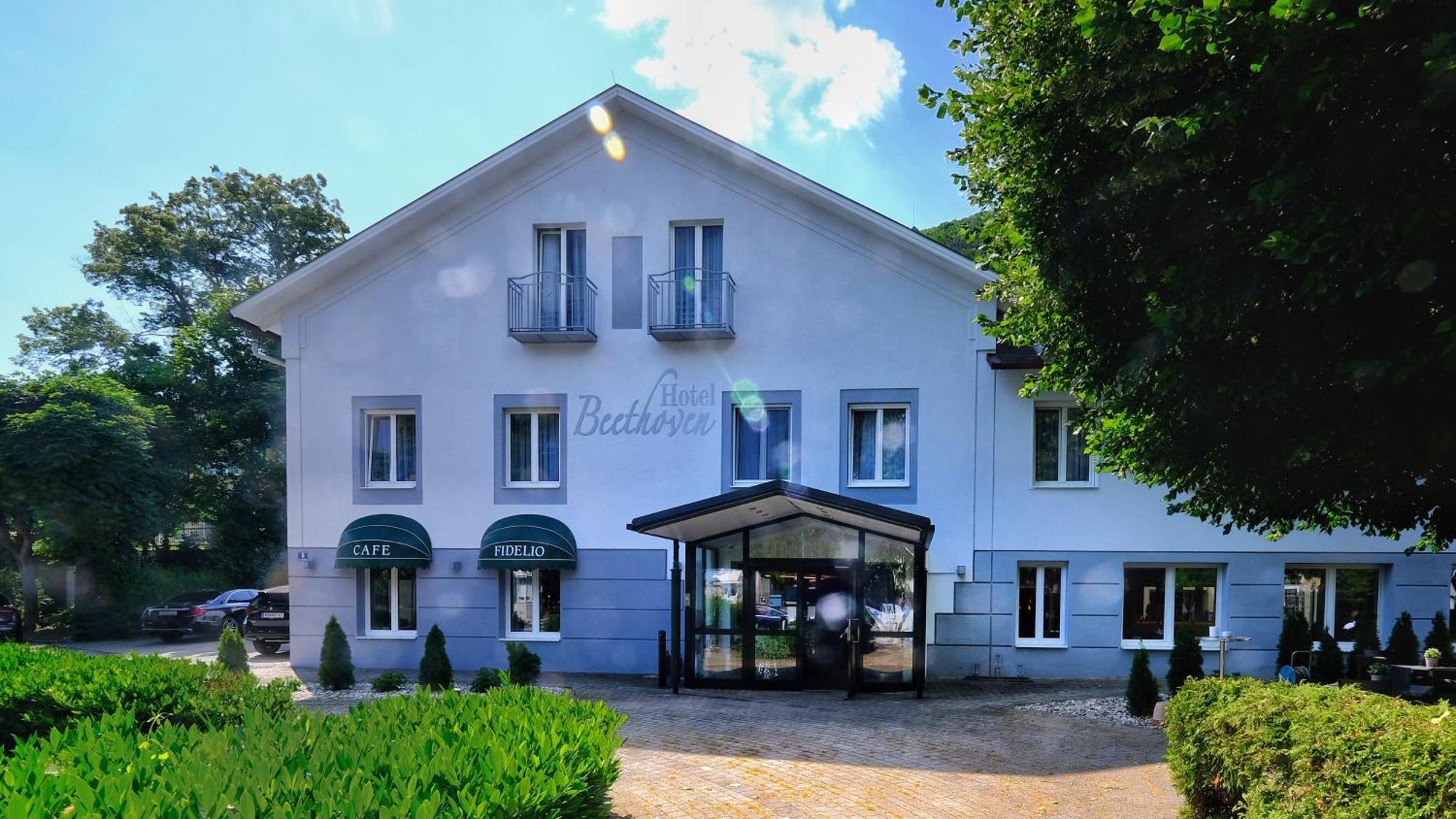 Hotel Beethoven Hinterbruehl ภายนอก รูปภาพ
