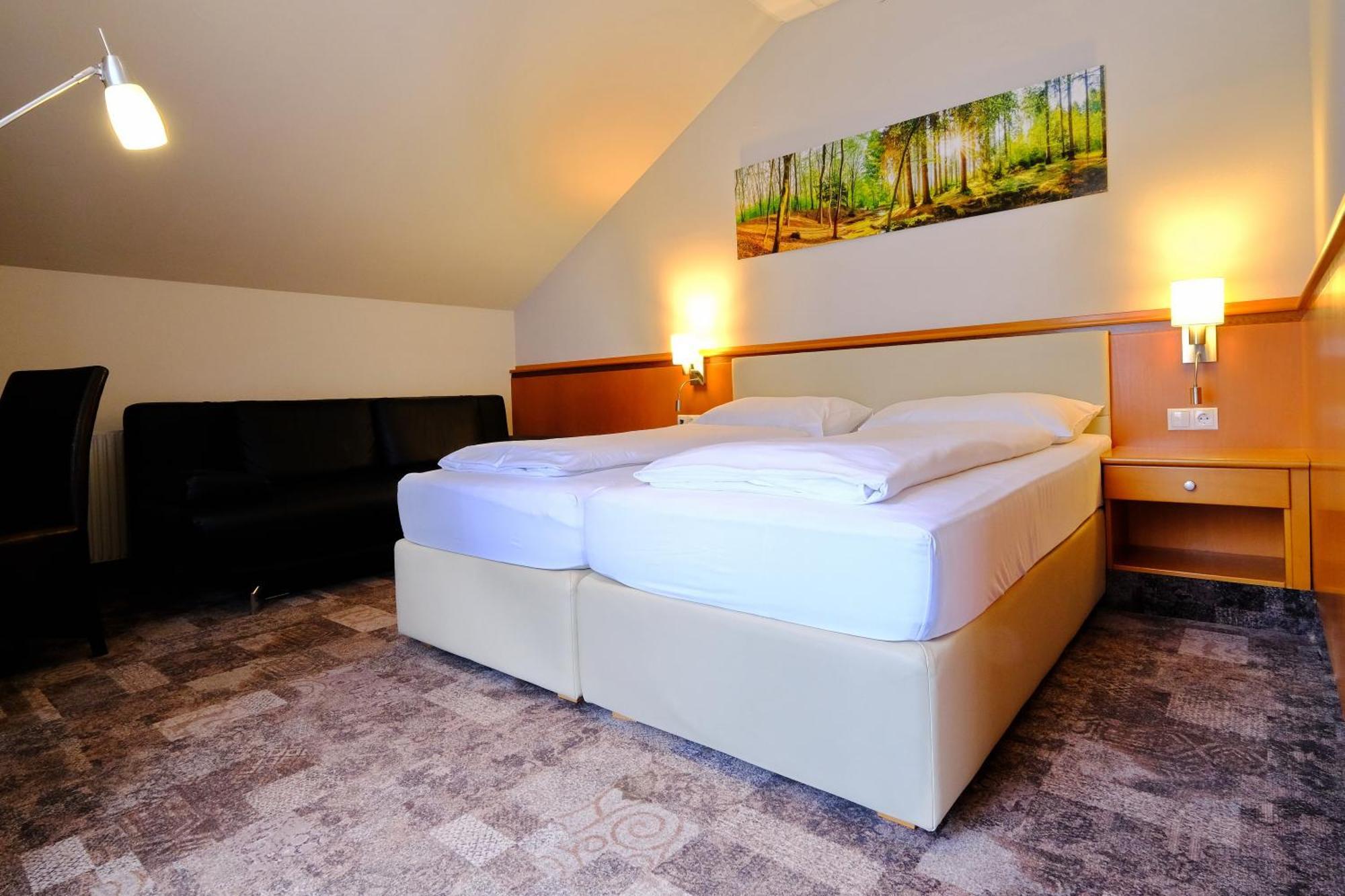 Hotel Beethoven Hinterbruehl ภายนอก รูปภาพ