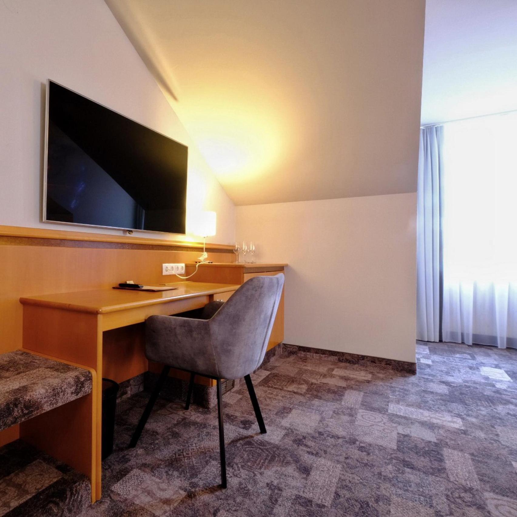 Hotel Beethoven Hinterbruehl ภายนอก รูปภาพ