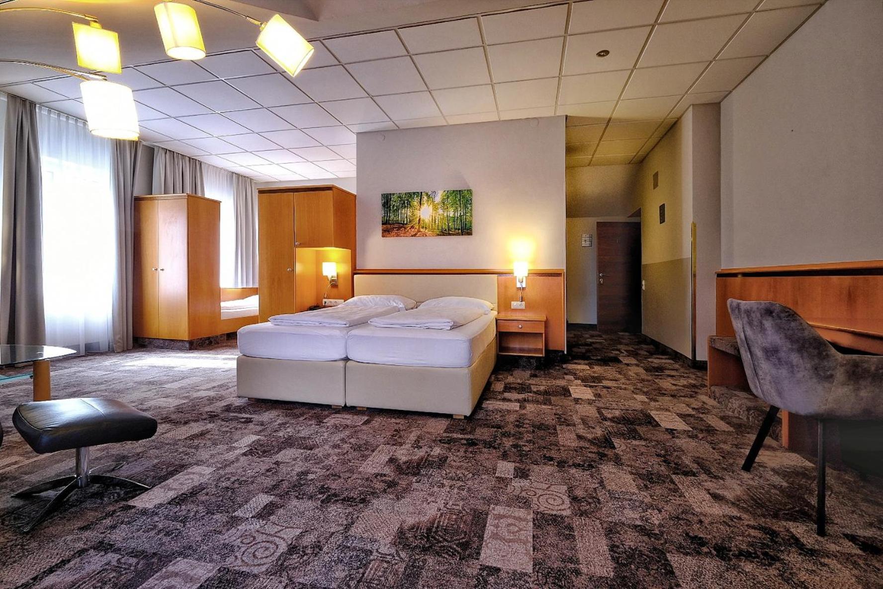 Hotel Beethoven Hinterbruehl ภายนอก รูปภาพ