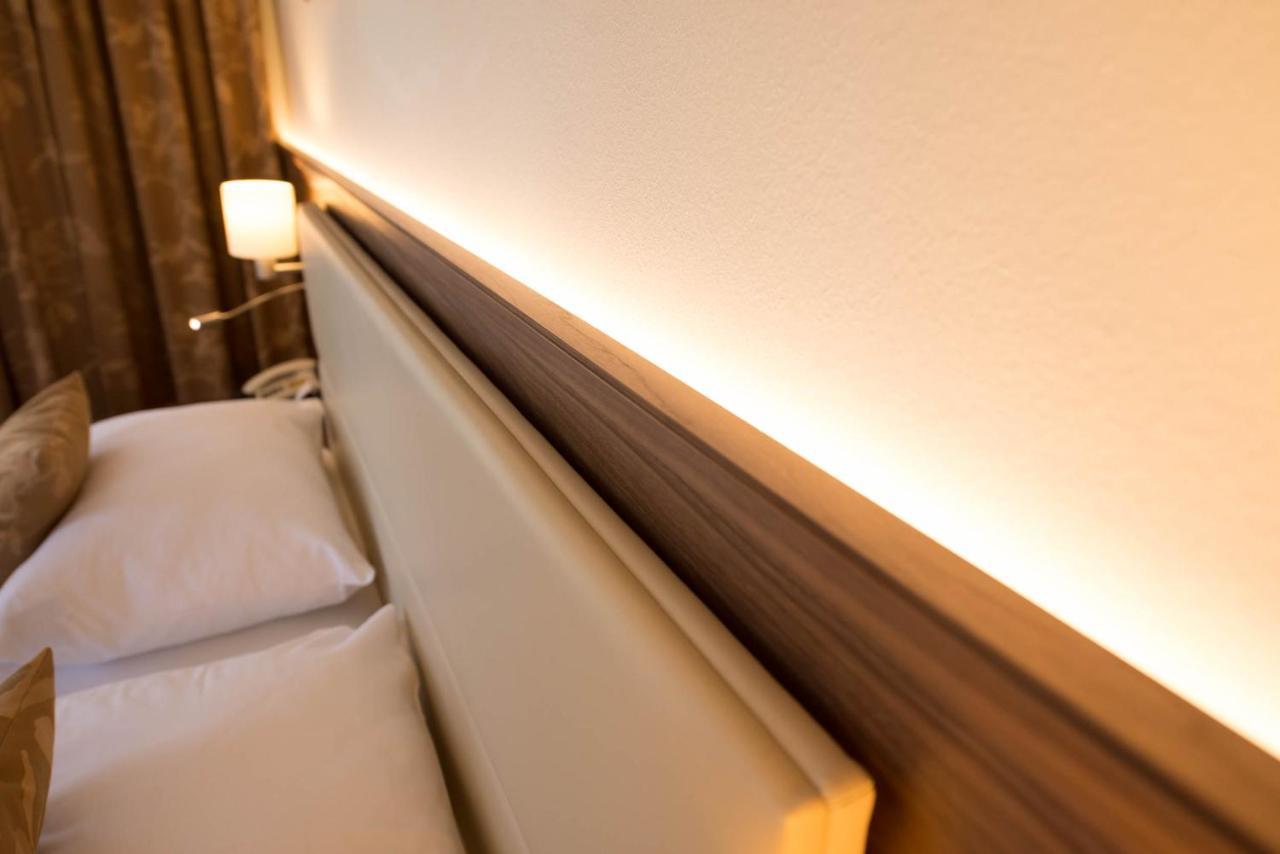Hotel Beethoven Hinterbruehl ภายนอก รูปภาพ