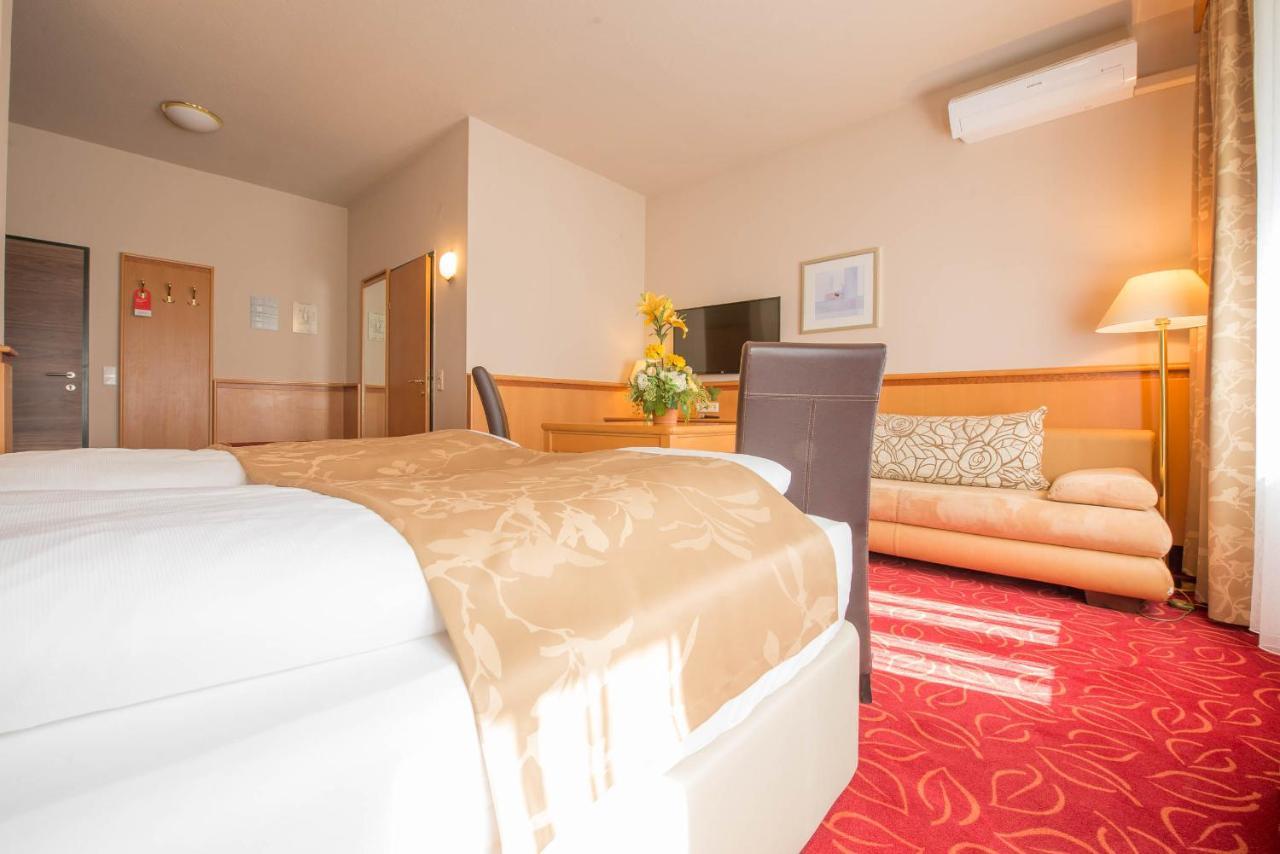 Hotel Beethoven Hinterbruehl ภายนอก รูปภาพ